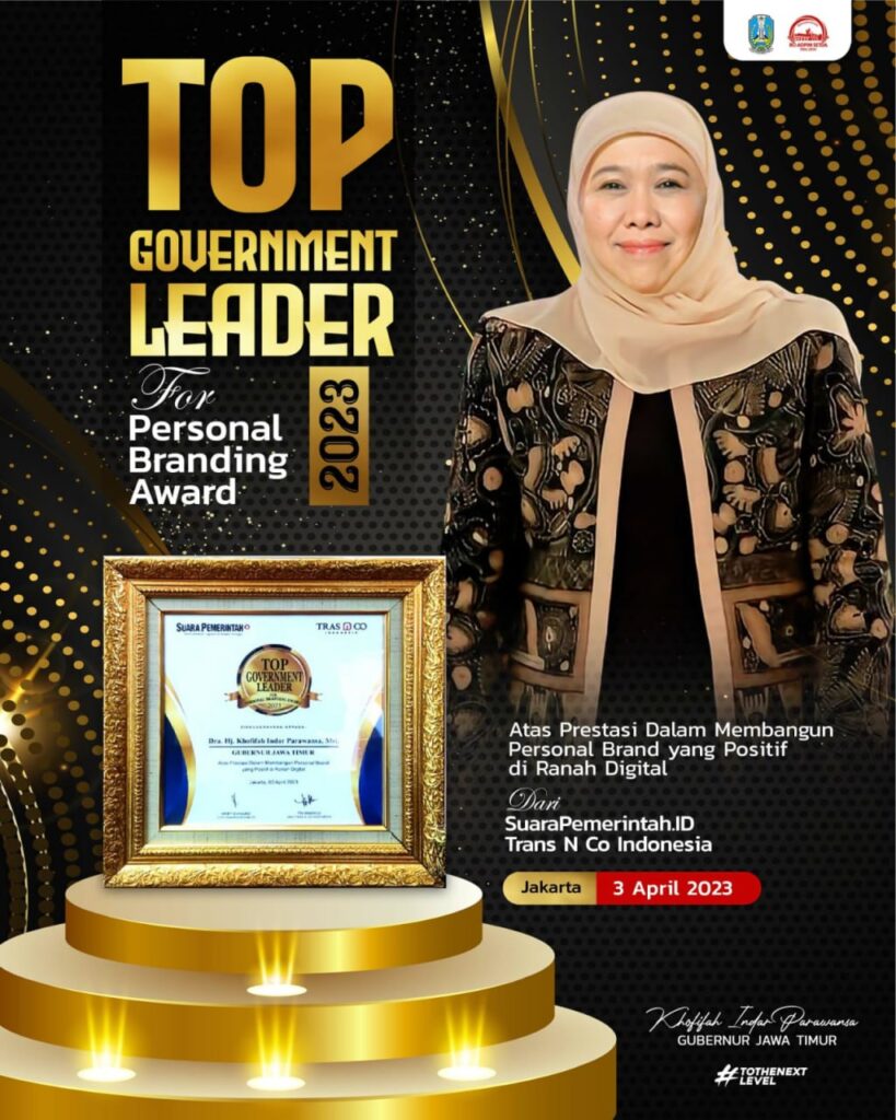 Gubernur Khofifah Terima Penghargaan Top Government Leader 2023