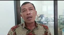 Sebut Ucapan Ade Armando ‘Ngawur’, Aktivis 98 Asal Surabaya Akan Kirimi Buku Sejarah