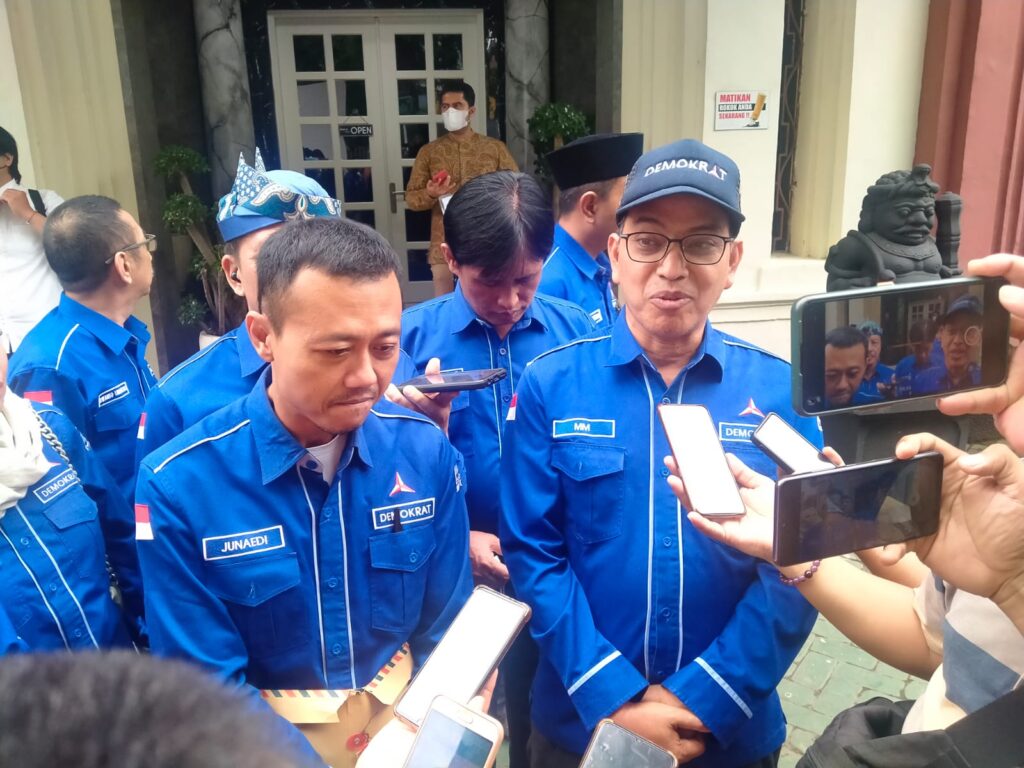 Dukung Kepemimpinan AHY, Kader dan Pengurus DPC Partai Demokrat Surabaya: Lawan Moeldoko