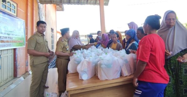 Ringankan Beban Warga, Kecamatan Kusan Hulu Gelar Pasar Murah Bersama 3 Desa
