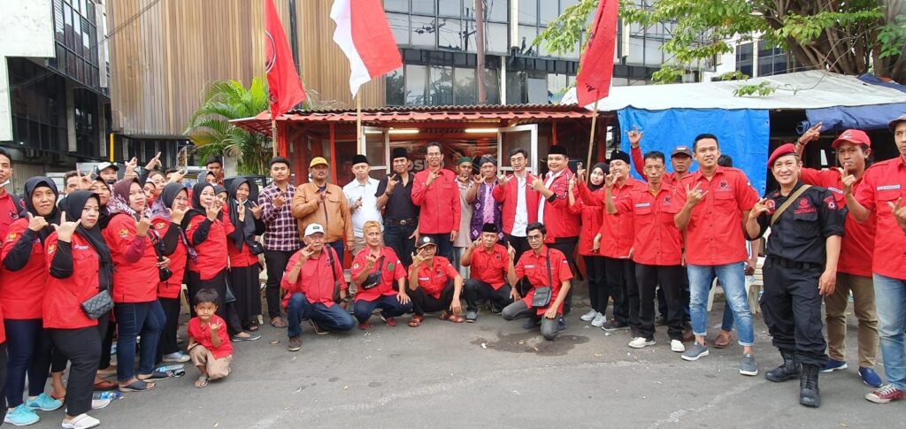 Instruksi Megawati Pasca Ganjar Capres, PDIP Surabaya Dirikan Posko Gotong Royong