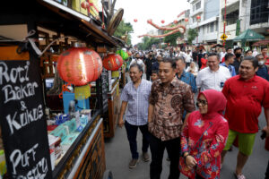 Pemkot Surabaya bersama BBPOM Cek Menu Kuliner Ramadan di Kya-kya