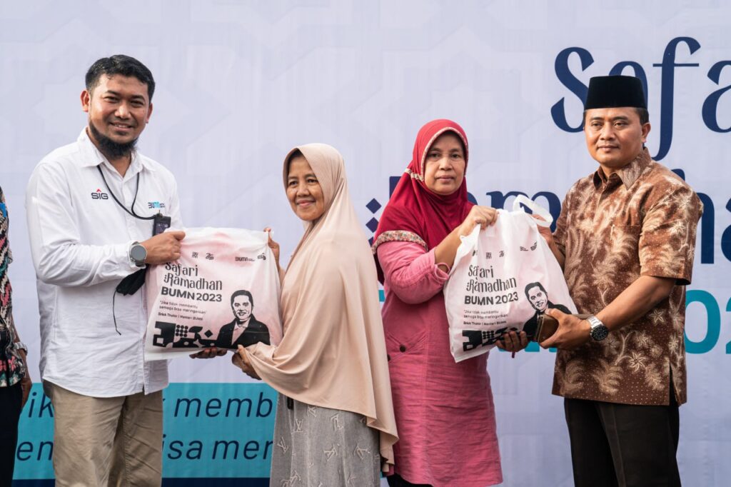 Safari Ramadan BUMN 2023 di Tangerang Selatan, 1.000 Paket Sembako SIG Tersalurkan