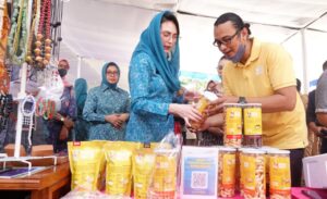 Resmikan Pasar Murah, Arumi: Stabilkan Harga Sembako untuk Jaga Daya Beli Masyarakat