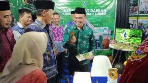 Pelaku UMKM Penuhi Stan Pesta Mappanre tasiee, Bupati Zairullah: Ini ungkapan rasa syukur