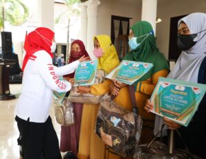 Hari Preeklampsia Sedunia, Gubernur Khofifah Imbau Ibu Hamil Rajin Periksa Kehamilan untuk Turunkan AKI