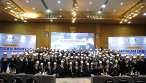 Penuhi Kebutuhan Insinyur di Indonesia, ITS Lantik 120 Insinyur Baru