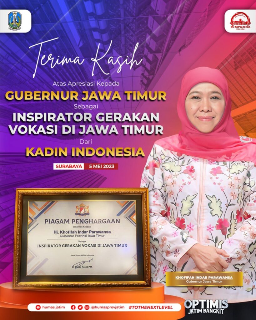 Gubernur Khofifah Raih Penghargaan Inspirator Gerakan Vokasi Jawa Timur