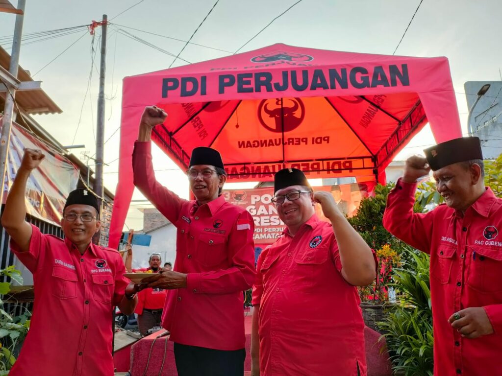 Kader Banteng Dirikan Posko ‘Ganjar Presiden’ di Gubeng, Taru Sasmito: Perkuat Basis Penting PDIP Surabaya
