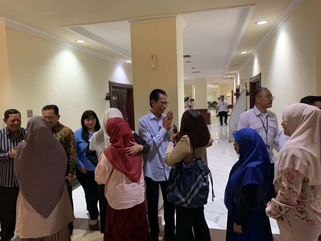 DPRD Surabaya Gelar Halal Bihalal, Adi Sutarwijono: Mulai Lembaran Baru