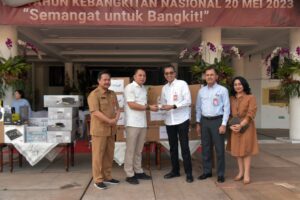 Pemkot Surabaya Terima Bantuan Ratusan Alat Penunjang Adminduk dari Bank Jatim dan PT Yekape