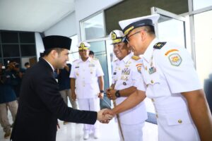 Sertijab Komandan Lantamal V, Wagub Emil Harapkan Sinergitas Pemprov Jatim dan Lantamal V Terus Berlanjut dan Ditingkatkan