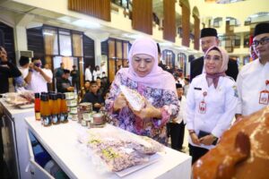 Forum Percepatan Industri Halal, Gubernur Khofifah Perkuat Juleha dan RPH untuk Beri Perlindungan Halal Bagi Konsumen