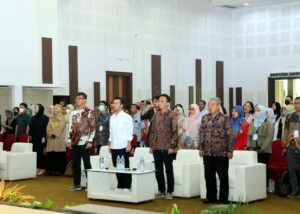 Keynote Speaker Pada CCOP, Wagub Emil Ajak Stakeholder Gaungkan Merdeka Berkarir Dalam Perkembangan GIG Ekonomi