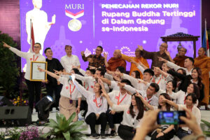 Young Buddhist Association Indonesia Gelar Vesak Festival, Wali Kota Eri: Ini Semakin Menguatkan Surabaya Kota Toleransi