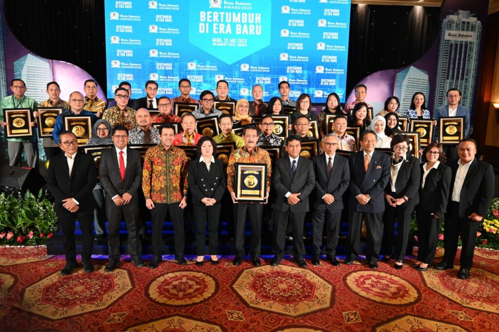 Sukses Pertahankan Kinerja Positif Selama Tiga Tahun Berturut-turut, SIG Raih BIA 2023