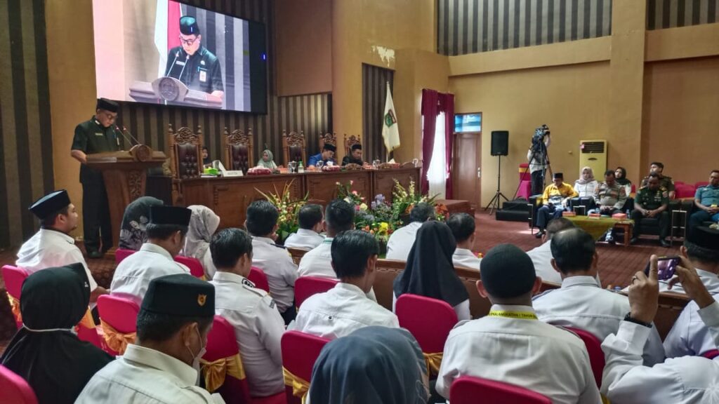 Pemkab Tanbu Sampaikan LKPJ APBD T A 2022 Kepada DPRD