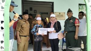 Yayasan SSGM Desa Hidayah Makmur Tanbu Beri Hadiah Ke Pemenang Lomba MTQ Tingkat Kecamatan