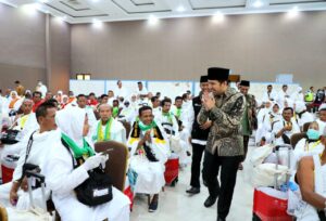 Tinjau Jamaah Haji Kloter 58, Wagub Emil Beri Penguatan Terhadap Jamaah Dengan Kebutuhan Fisik Khusus