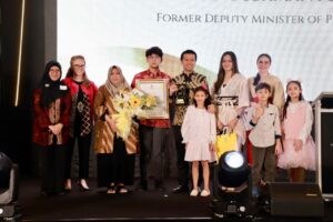Wagub Emil Harap Semangat Hermanto Dardak Dapat Inspirasi Warga Jatim Studi Lebih Lanjut ke Negeri Kangguru