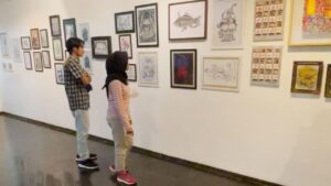 Artotelts Suites Surabaya Meriahkan Bulan Menggambar Nasional Berkolaborasi Dengan 50 Seniman Surabaya