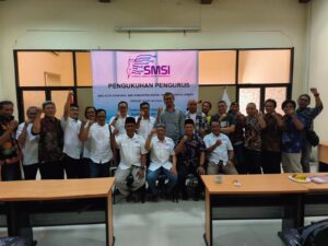 SMSI Jatim Kukuhkan Tiga Kepengurusan SMSI Kota dan Kabupaten
