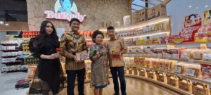 Buka Di Surabaya Barat, Pusol Bu Rudy Ajak UMKM Dalam Program Bu Rudy Mendunia
