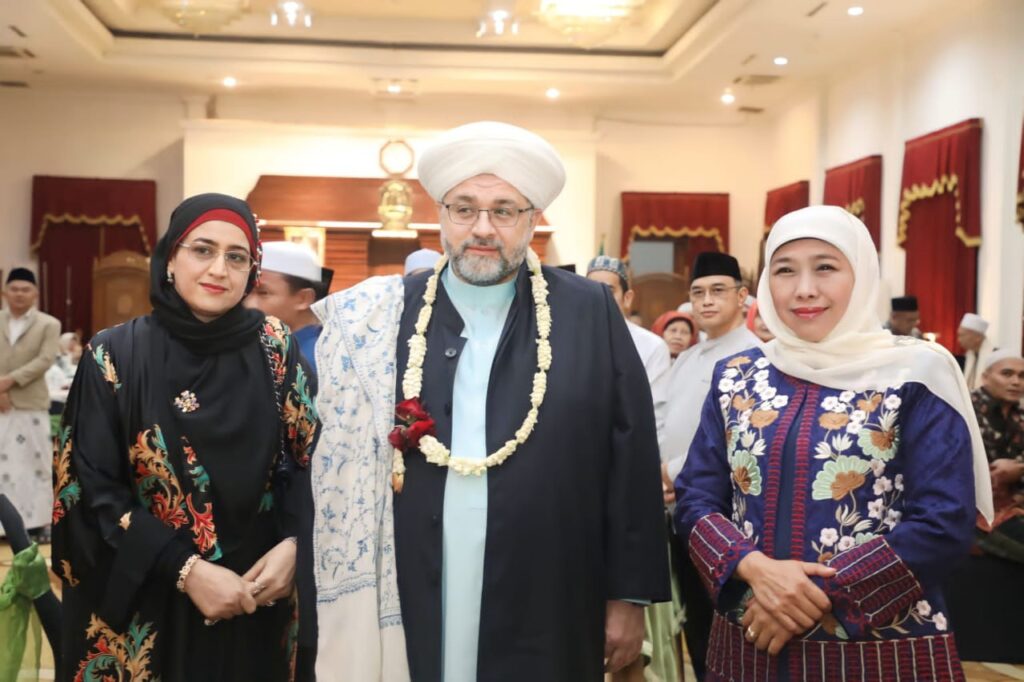 Akui Cinta Indonesia, Maulana Sheikh Afeefuddin Al Jilani Doakan Jatim dan Indonesia Selamat Berlimpah Berkah