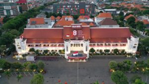 Pemkot Surabaya Segera Lelang Kendaraan BBM untuk Beli Motor Listrik