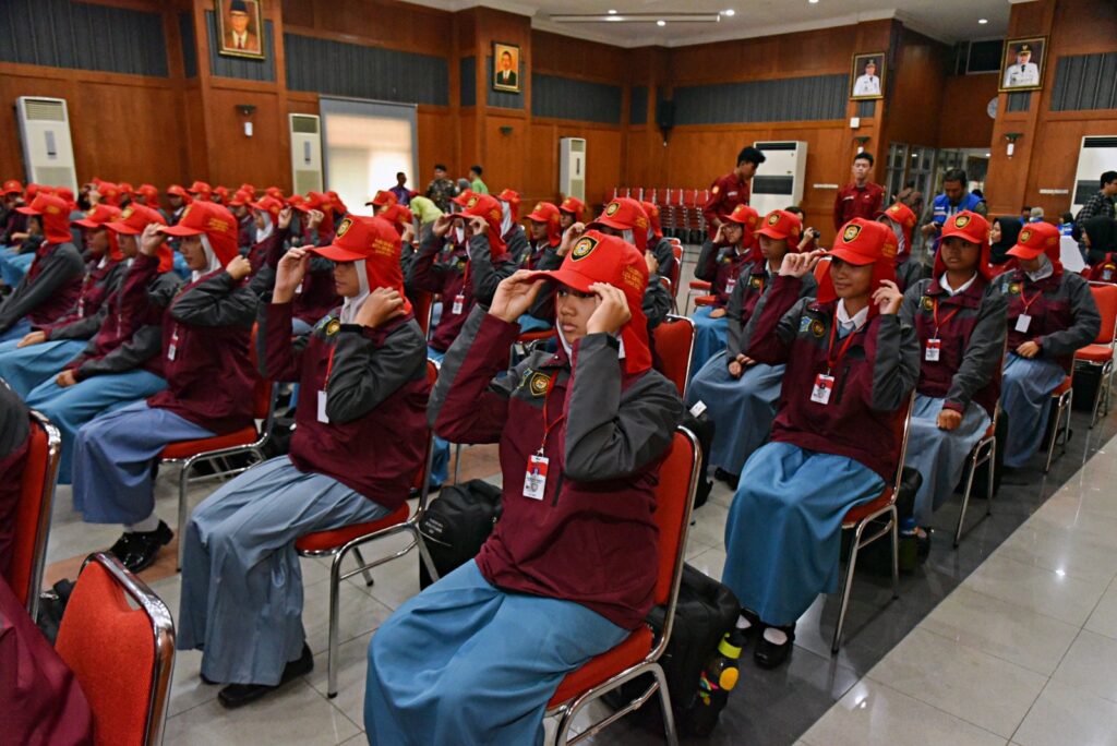 Kibarkan Bendera di HUT RI, Paskibraka Surabaya Jalani Diklat Selama 2 Pekan