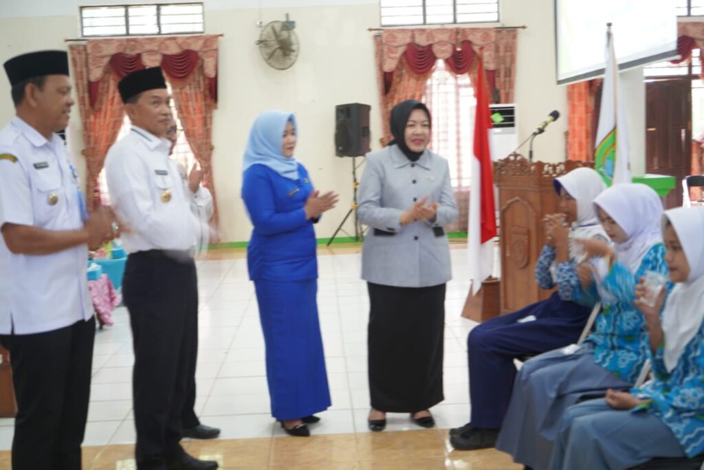 Pemkab Tanbu Wajibkan Pimpinan SKPD Jadi Orang Tua Asuh Anak Stunting