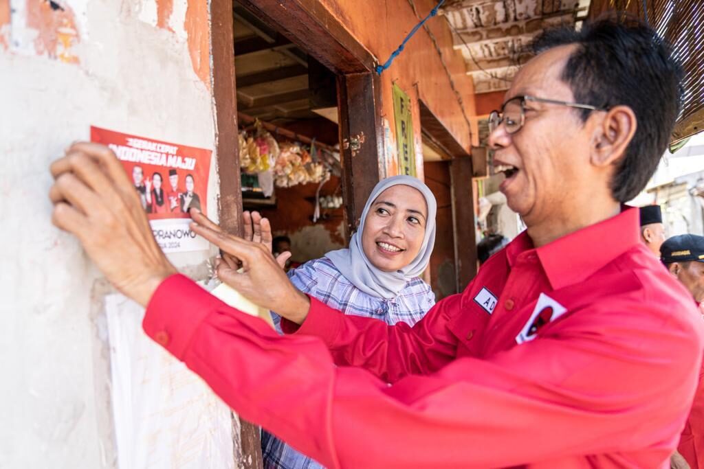 Bergerak Serentak, Kader PDIP Surabaya Door to Door Perkuat Dukungan Ganjar Pranowo