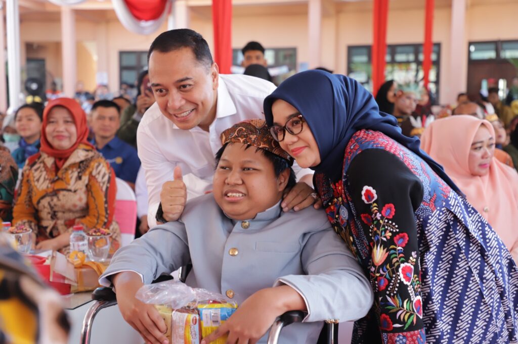 Rumah Anak Prestasi Sonokwijenan Diresmikan, Staf Kepresidenan Beri Apresiasi Wali Kota Eri Cahyadi