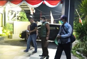 DPO Perkara KDRT Berhasil Diamankan Tim Tabur Kejati Jatim dan Kejari Surabaya