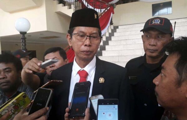 Ketua DPRD Surabaya: Komisi A Pilih Arif Fathoni Ketua baru