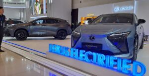 GIIAS Surabaya 2023 Edukasi Masyarakat Jawa Timur, Soal Elektrifikasi Kendaraan