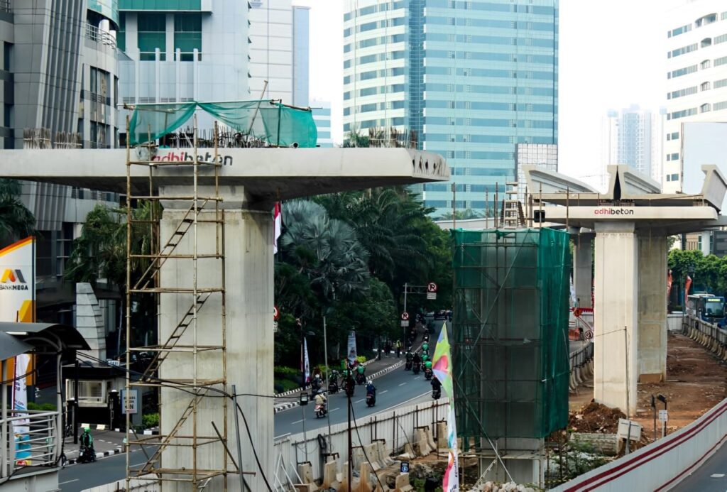 Berikut Ini Keunggulan Beton SIG Penopang Konstruksi LRT Jabodebek