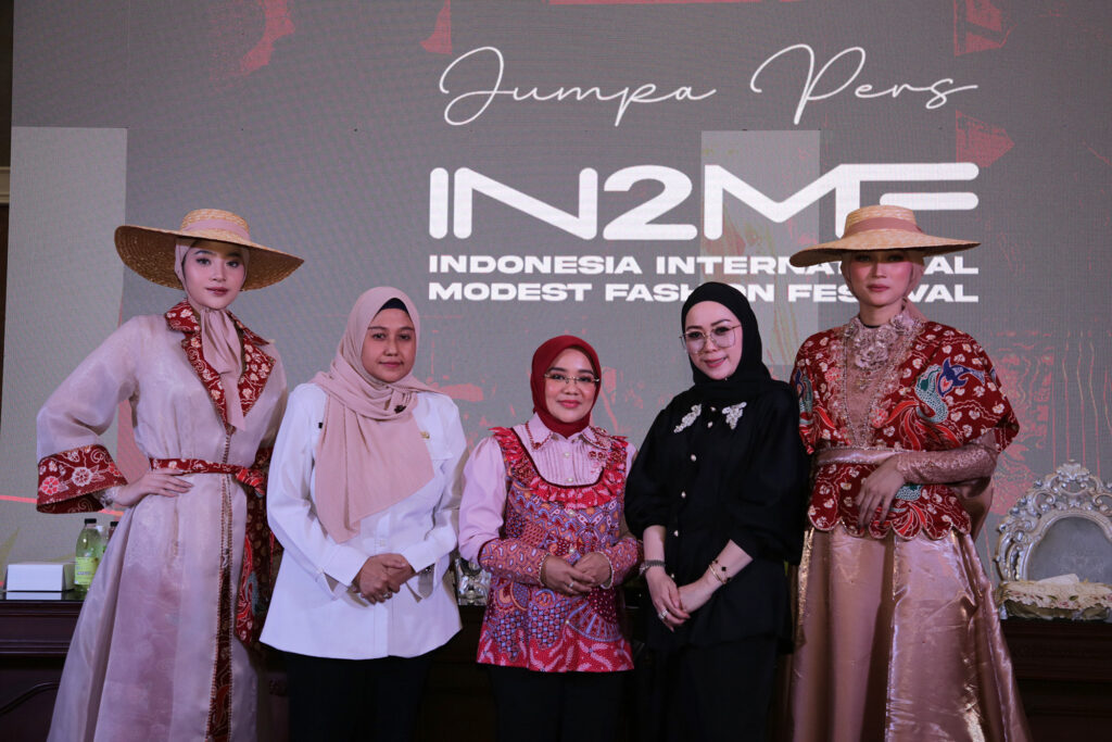 Enam Batik Surabaya Go Internasional, Ramaikan IN2MF 2023 di Jakarta