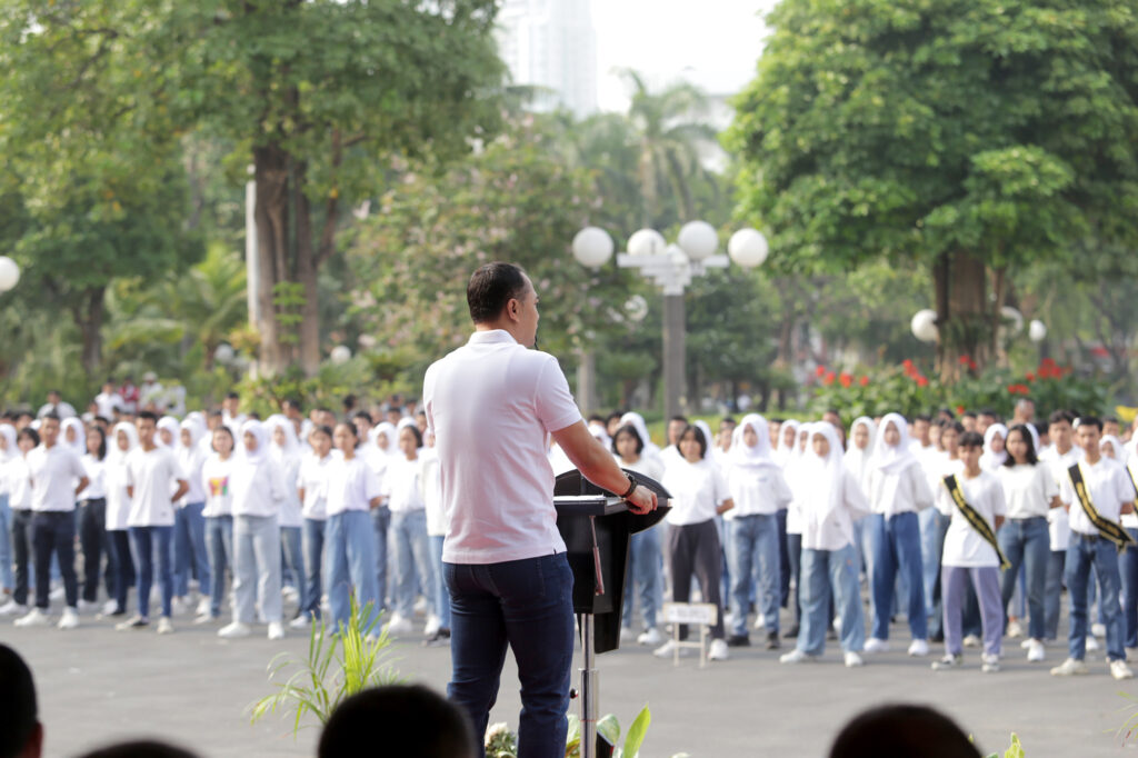 Wali Kota Eri Cahyadi Jadikan 1.145 Pemuda Berprestasi sebagai Duta Pemkot Surabaya