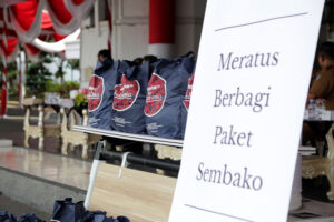 Pemkot Surabaya Terima Bantuan 500 Paket Sembako dari Meratus