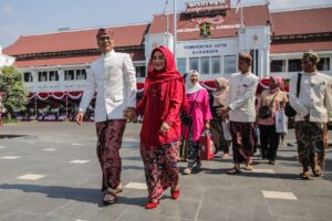 Wali Kota Eri Minta Pemuda Surabaya Ambil Peran di Program Pembangunan