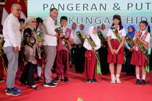 Pangeran dan Putri Lingkungan Hidup Surabaya Dijadikan Pemimpin di Kampungnya Masing-masing