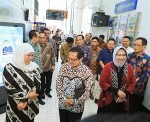 Di Forum ISPE, Khofifah Sampaikan Visi Misinya Jadikan Jatim Leading Smart Industrial Province