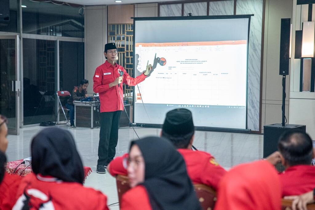 PDIP Surabaya Bergerak ke Akar Rumput, Door to Door Lipatgandakan Suara Ganjar-Mahfud MD