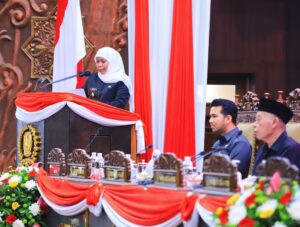 Gubernur Khofifah – Wagub Emil Akhiri Masa Jabatan 31 Desember 2023