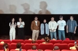 Cast 172 Days Sambangi Penonton di Surabaya
