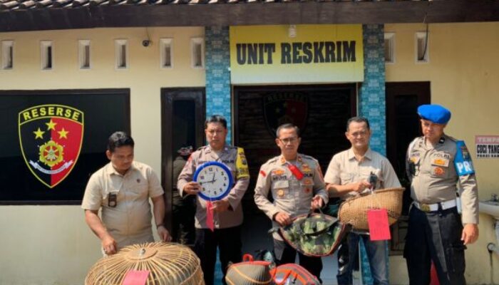 Grebek Judi Sabung Ayam, Polsek Ngadiluwih Kediri Amankan Puluhan Motor dan Ayam Jago