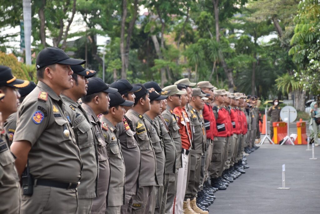 Jelang Libur Nataru, Satpol PP Surabaya Gelar Patroli Besar-Besaran