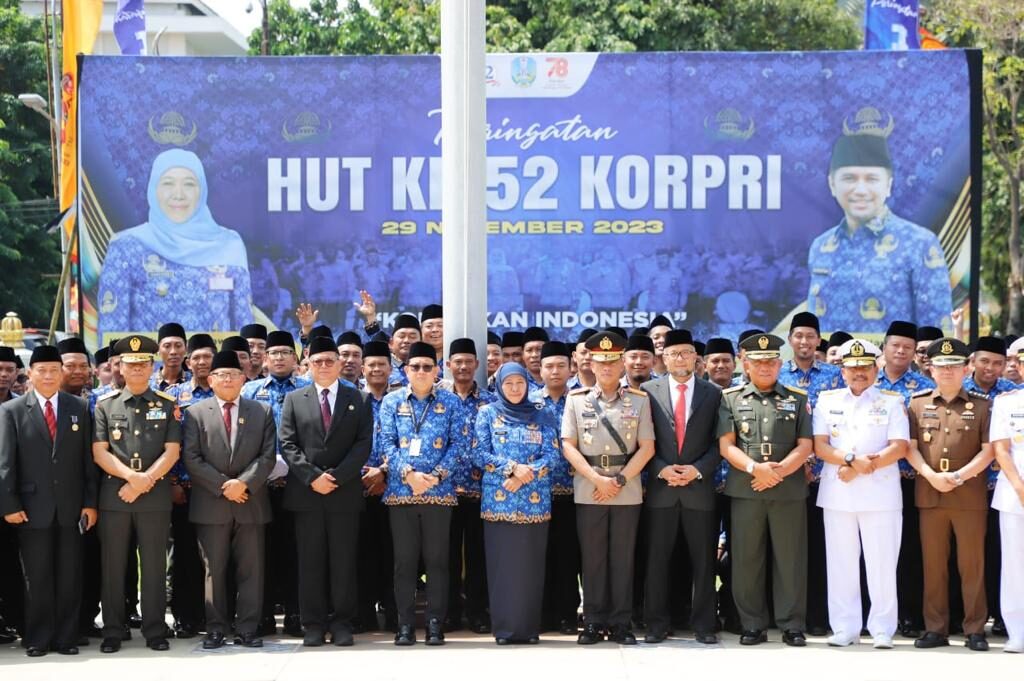 Gubernur Khofifah Minta Penerapan Digitalisasi di Semua Sektor Layanan Pemerintahan