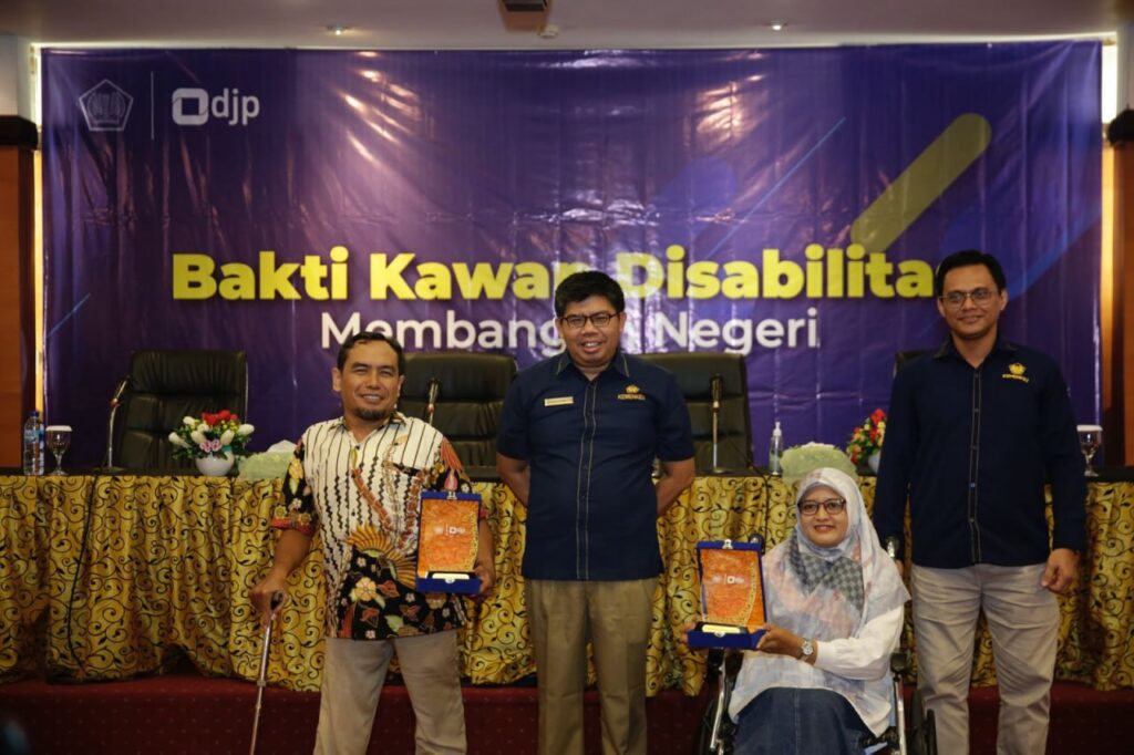 Pajak Surabaya Gelar Bakti Kawan Disabilitas Membangun Negeri